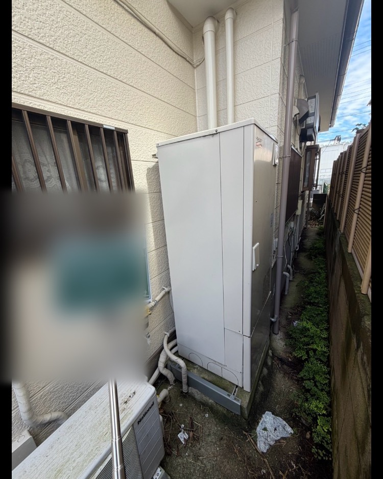 船橋市で交換前のエコキュート貯湯ユニット