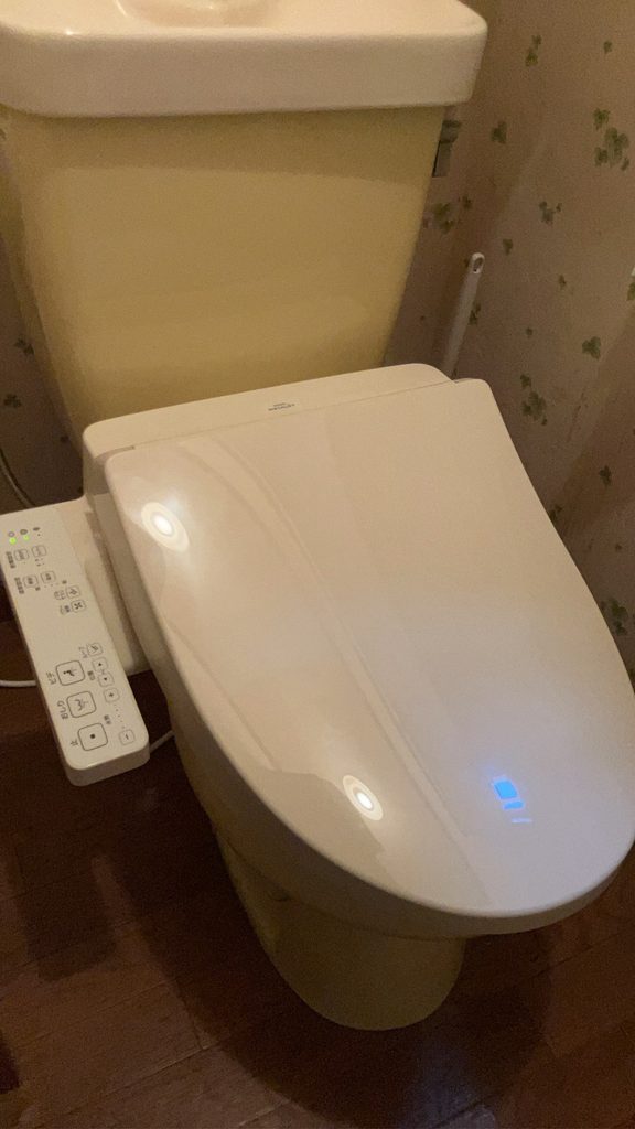 松戸市で交換したTOTOウォシュレットTCF2224E